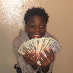 Meet your Posher, Elijah